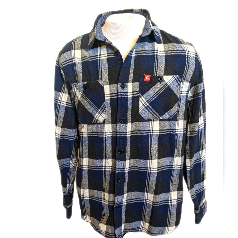 The American Outdoorsman 100% cotton, black, blue & white plaid flannel shirt, L